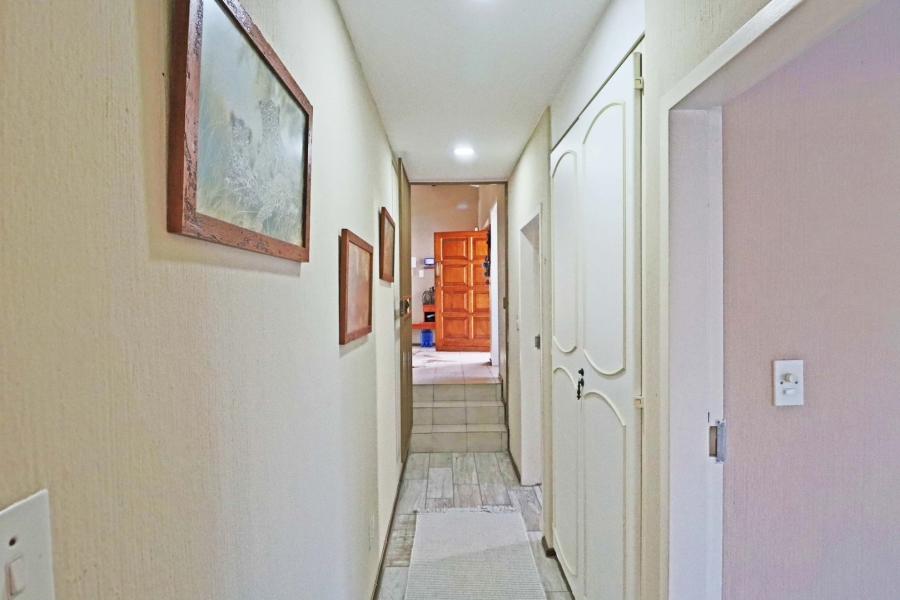 3 Bedroom Property for Sale in Bryanston Gauteng