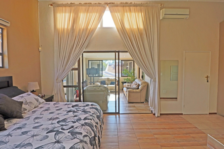 3 Bedroom Property for Sale in Bryanston Gauteng
