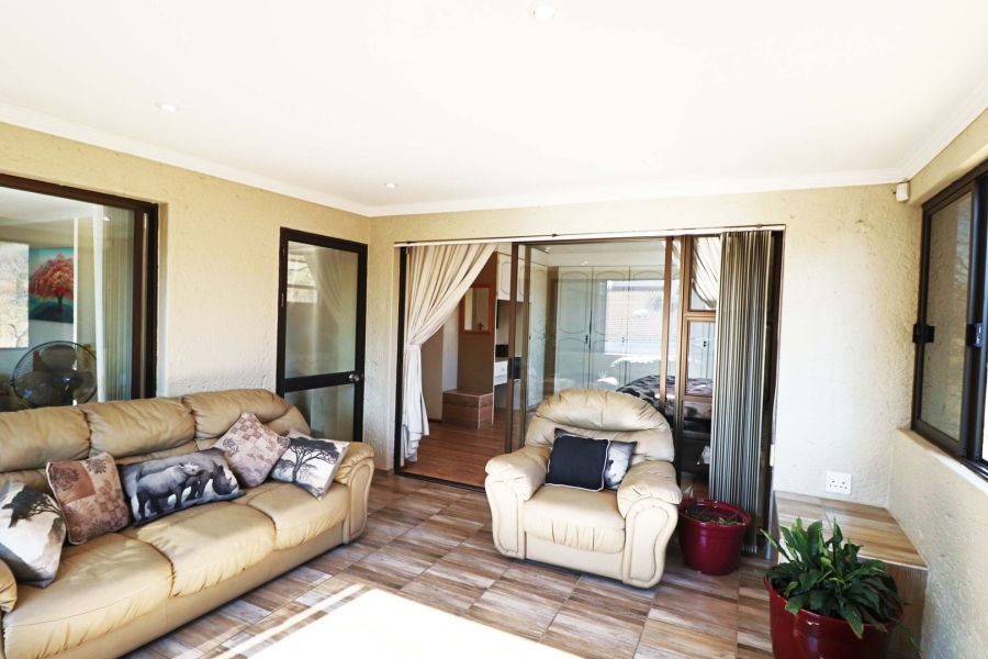 3 Bedroom Property for Sale in Bryanston Gauteng