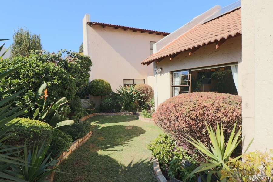 3 Bedroom Property for Sale in Bryanston Gauteng