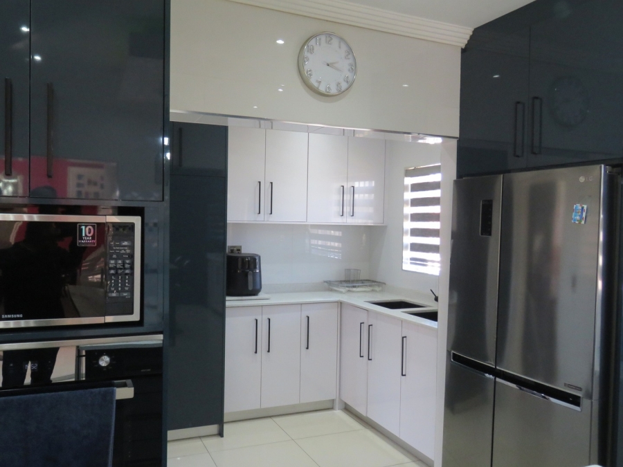 4 Bedroom Property for Sale in Winchester Hills Gauteng