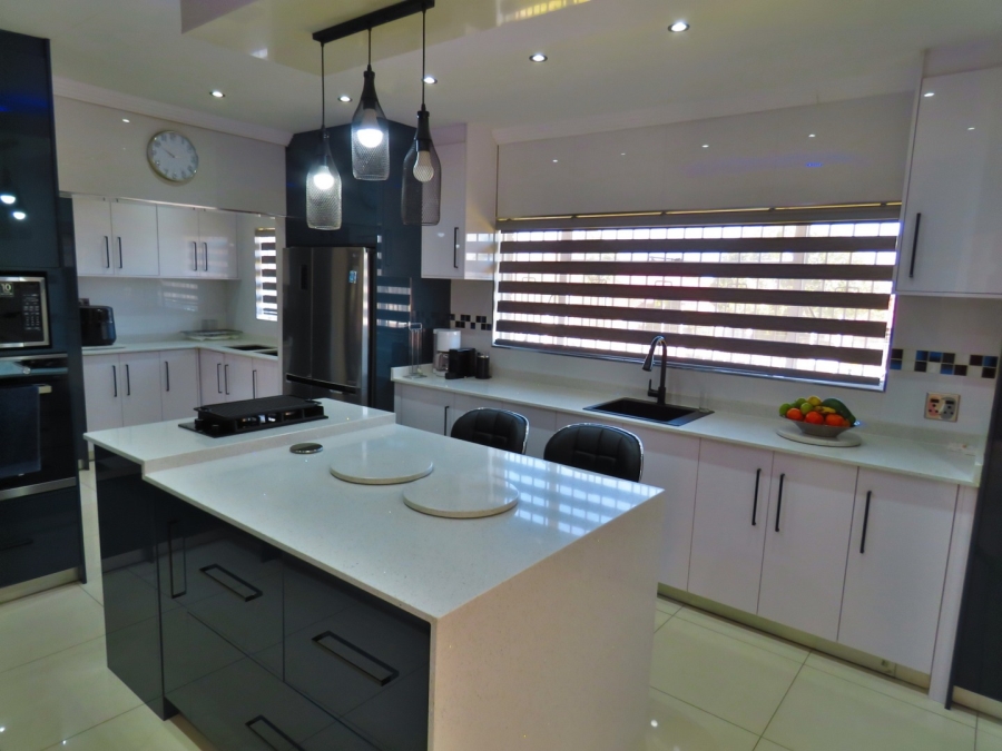 4 Bedroom Property for Sale in Winchester Hills Gauteng