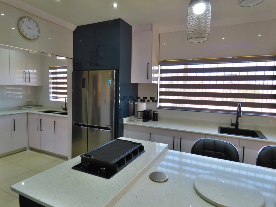 4 Bedroom Property for Sale in Winchester Hills Gauteng
