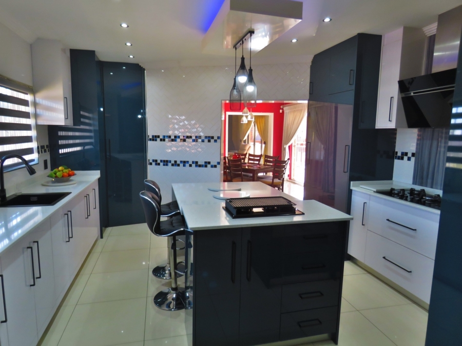 4 Bedroom Property for Sale in Winchester Hills Gauteng