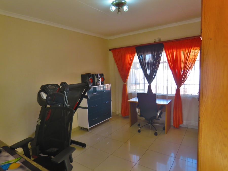 4 Bedroom Property for Sale in Winchester Hills Gauteng