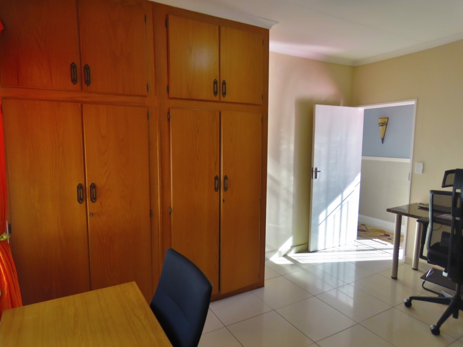 4 Bedroom Property for Sale in Winchester Hills Gauteng