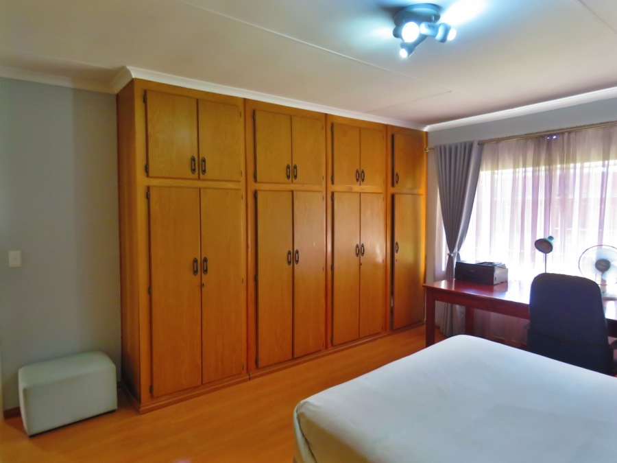4 Bedroom Property for Sale in Winchester Hills Gauteng