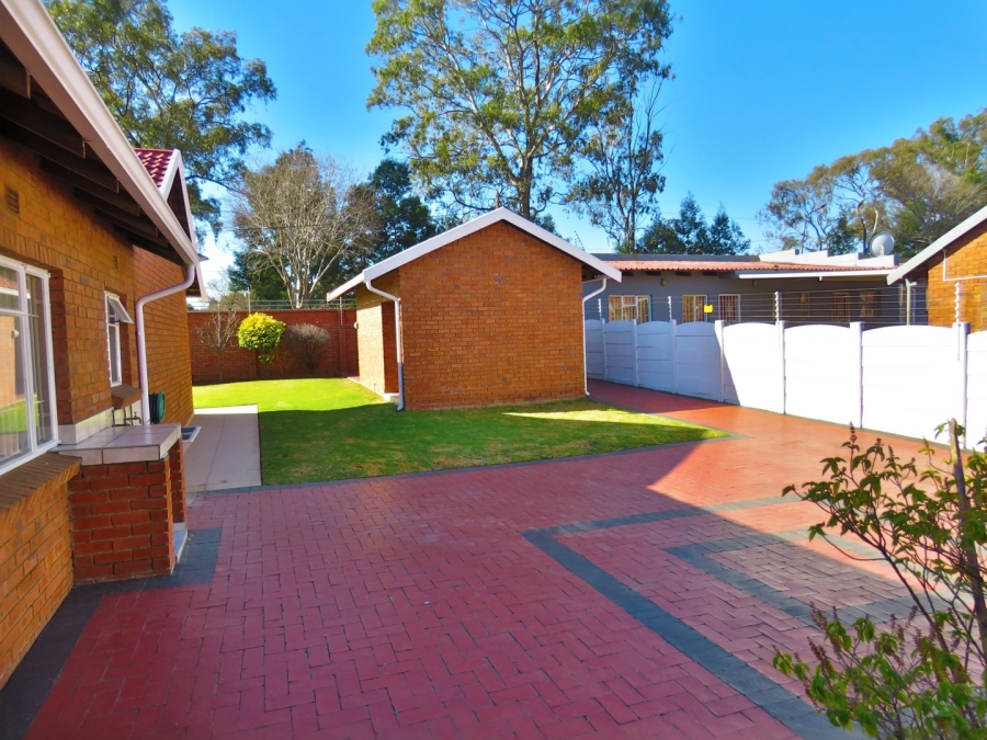 4 Bedroom Property for Sale in Winchester Hills Gauteng