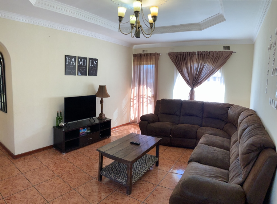 3 Bedroom Property for Sale in Glen Marais Gauteng