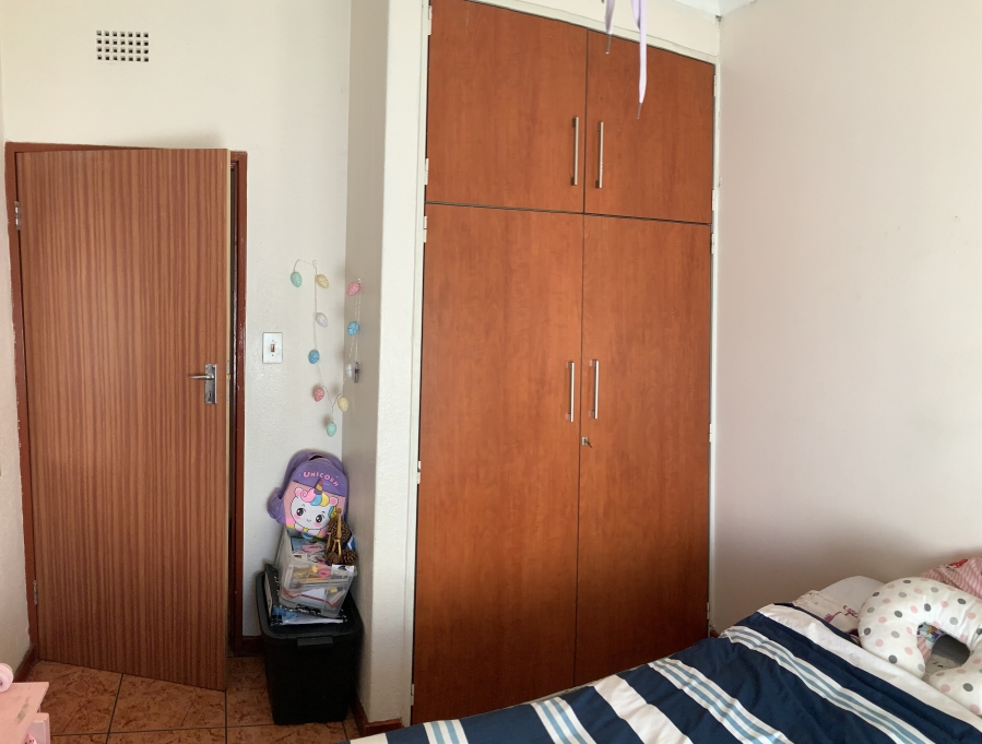 3 Bedroom Property for Sale in Glen Marais Gauteng