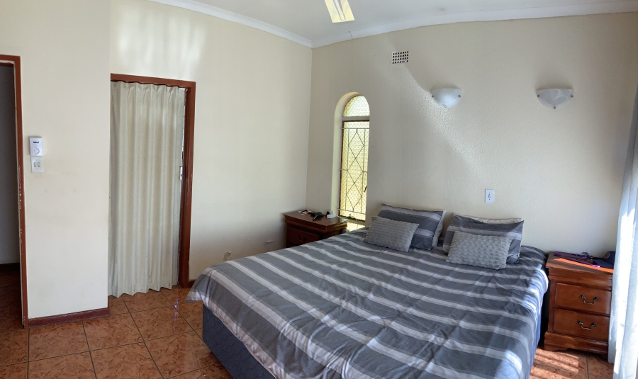 3 Bedroom Property for Sale in Glen Marais Gauteng