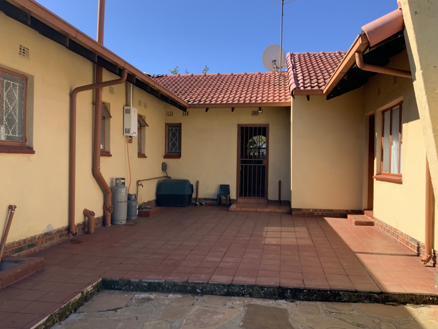 3 Bedroom Property for Sale in Glen Marais Gauteng