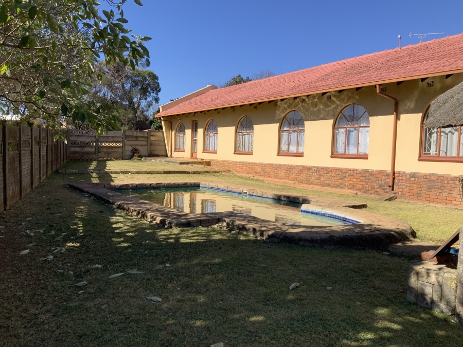 3 Bedroom Property for Sale in Glen Marais Gauteng