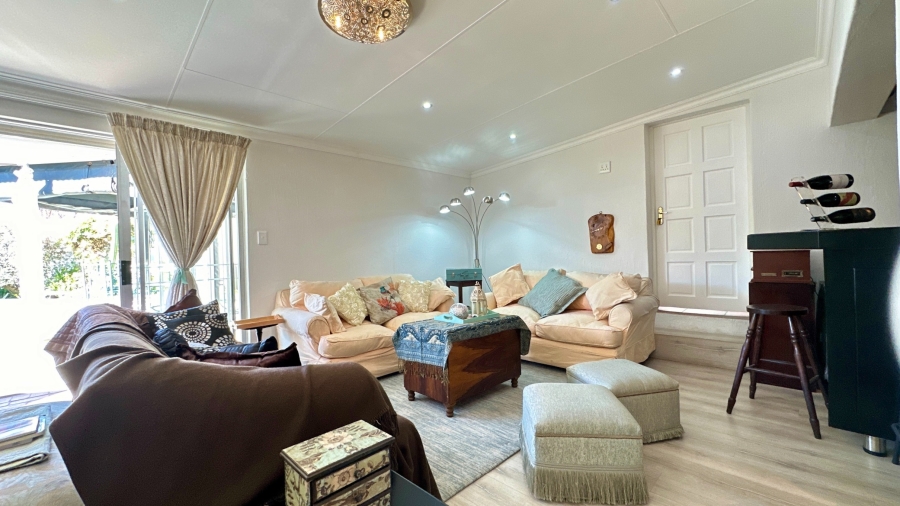 5 Bedroom Property for Sale in Ormonde Gauteng