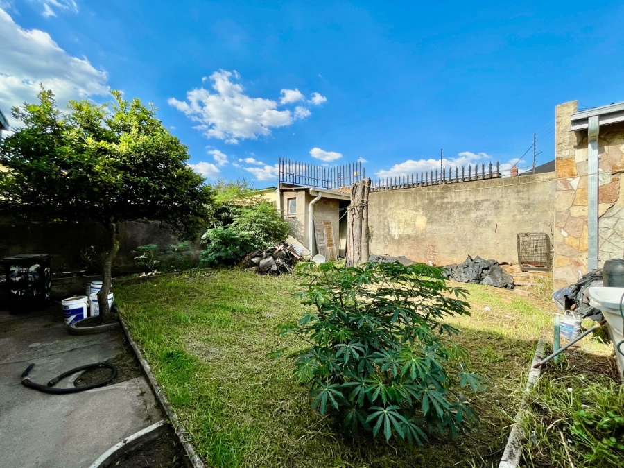 4 Bedroom Property for Sale in Townsview Gauteng