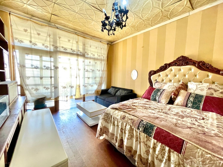 4 Bedroom Property for Sale in Townsview Gauteng