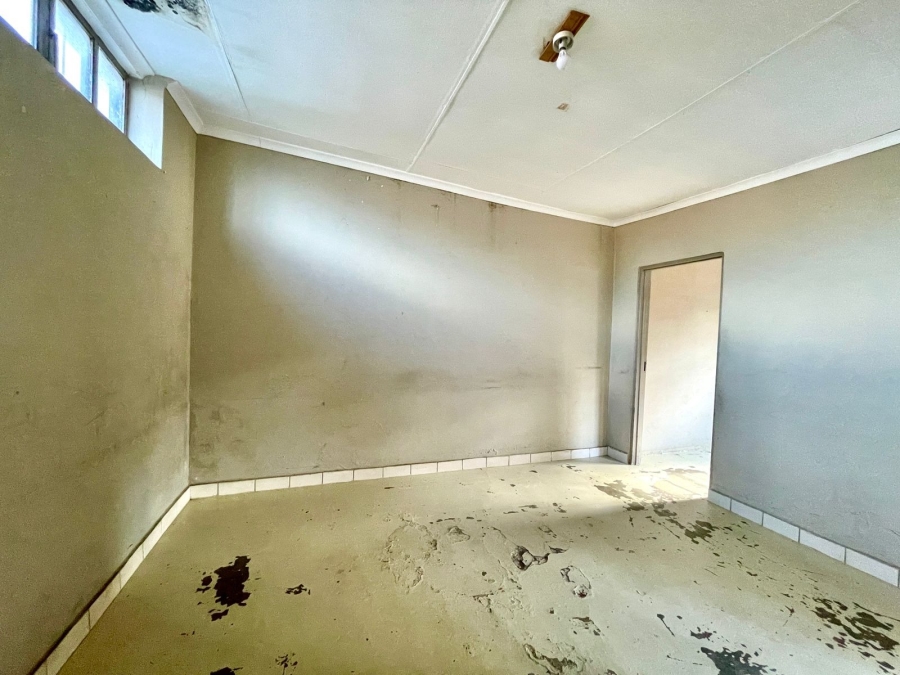 4 Bedroom Property for Sale in Townsview Gauteng