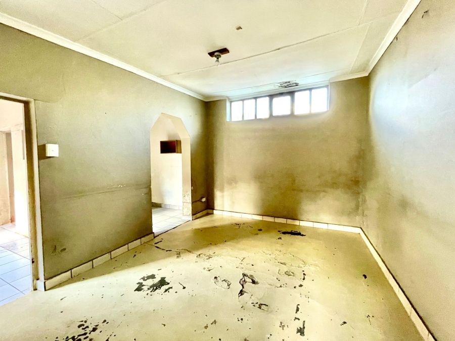 4 Bedroom Property for Sale in Townsview Gauteng