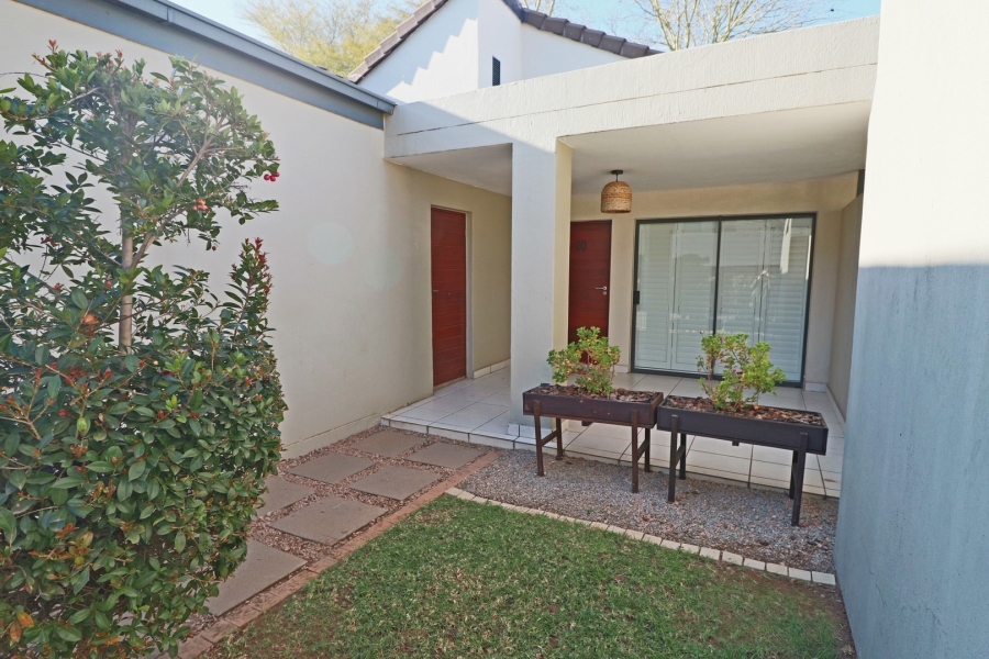 2 Bedroom Property for Sale in Bryanston Gauteng