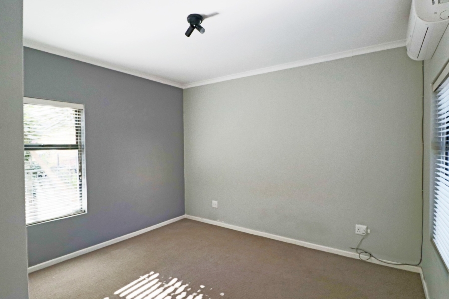 2 Bedroom Property for Sale in Bryanston Gauteng