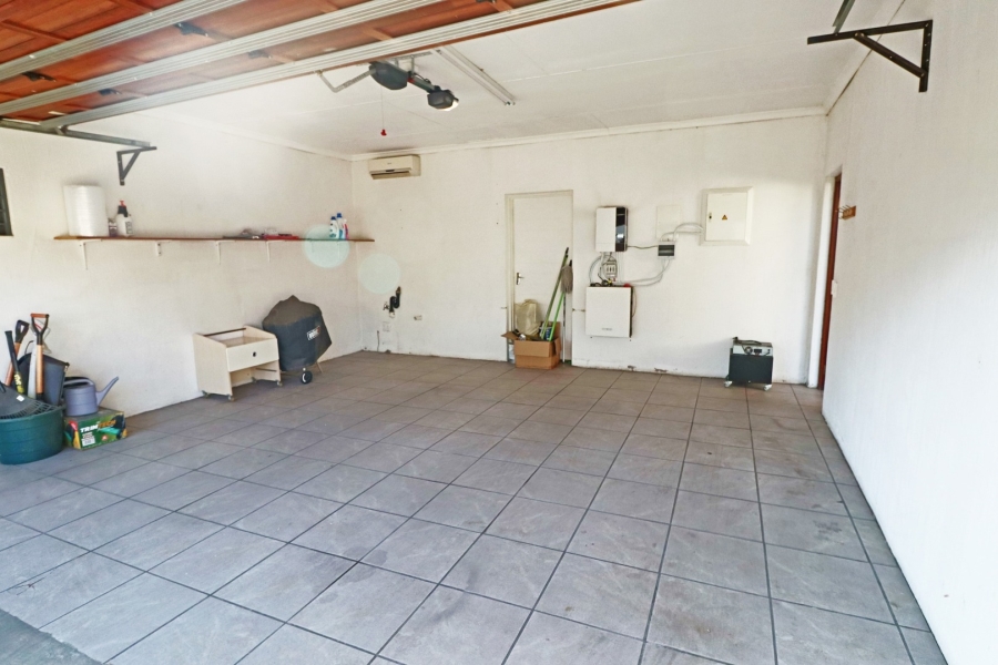 2 Bedroom Property for Sale in Bryanston Gauteng