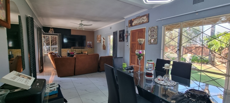4 Bedroom Property for Sale in Lambton Gardens Gauteng