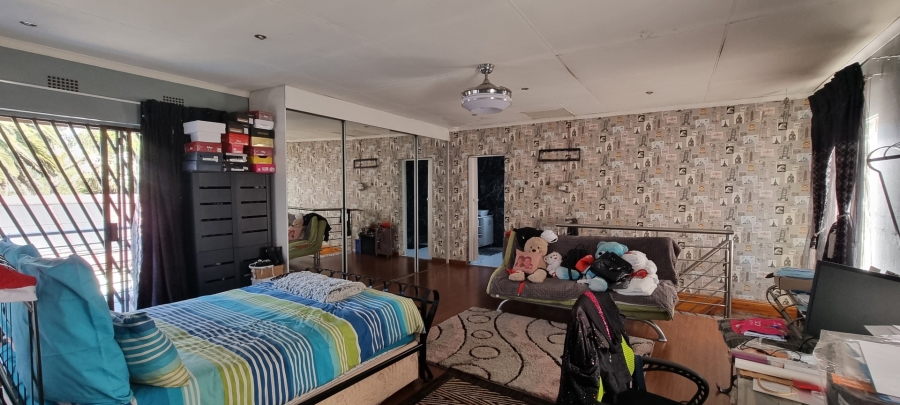 4 Bedroom Property for Sale in Lambton Gardens Gauteng