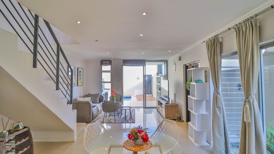 2 Bedroom Property for Sale in Parkmore Gauteng