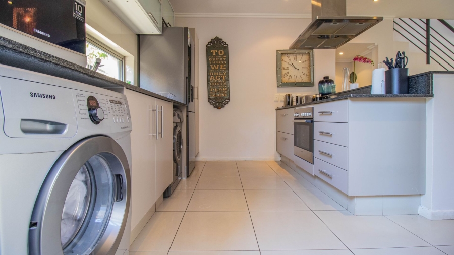 2 Bedroom Property for Sale in Parkmore Gauteng