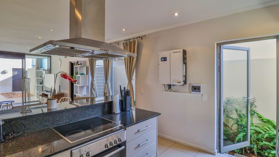 2 Bedroom Property for Sale in Parkmore Gauteng