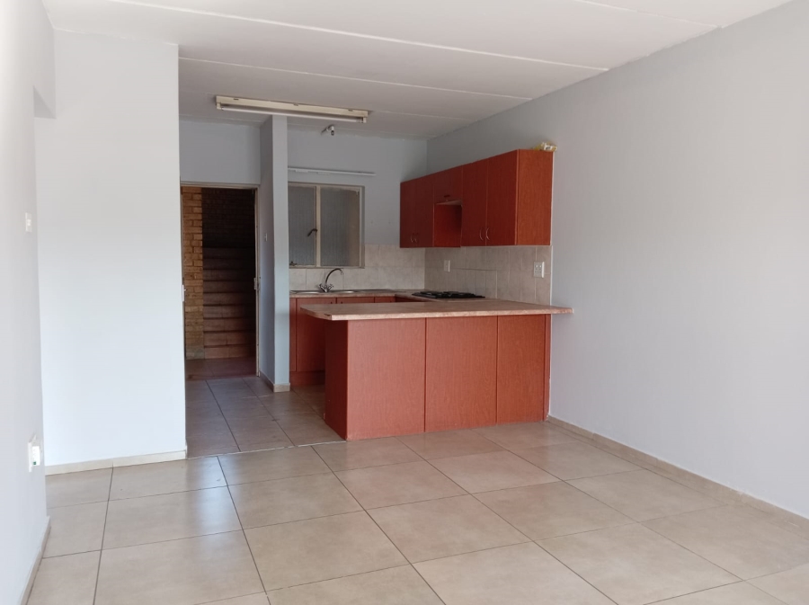 To Let 2 Bedroom Property for Rent in Birchleigh Gauteng