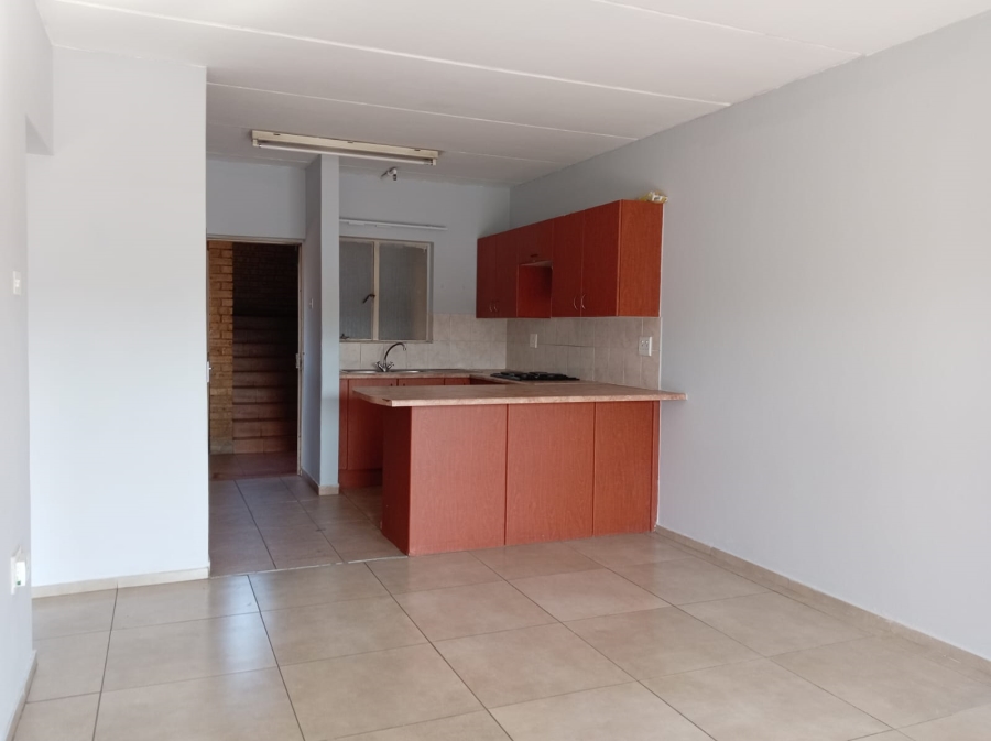 To Let 2 Bedroom Property for Rent in Birchleigh Gauteng