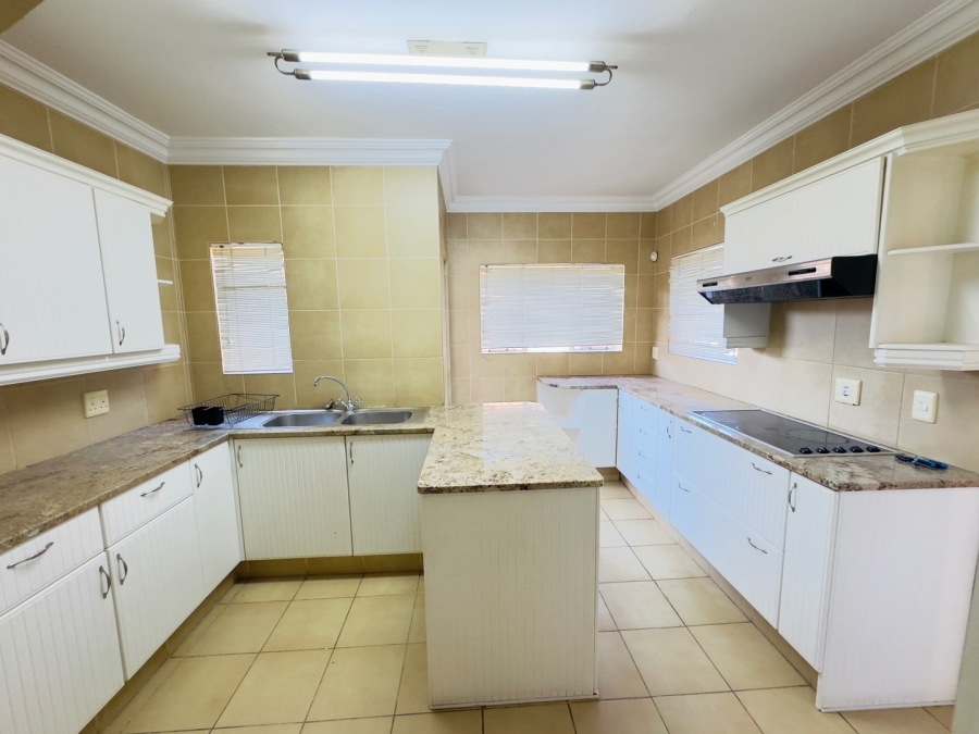 3 Bedroom Property for Sale in Parkrand Gauteng