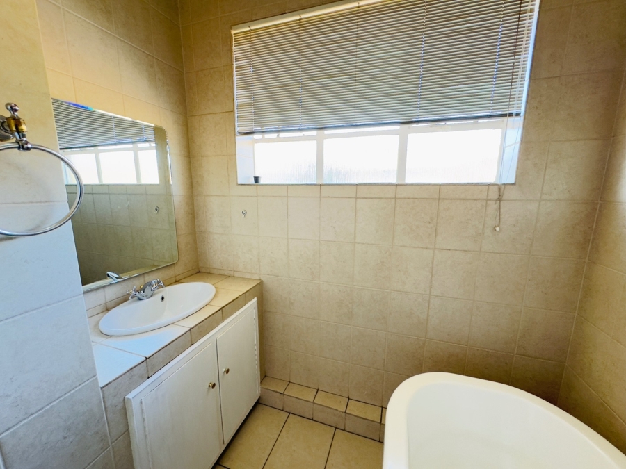 3 Bedroom Property for Sale in Parkrand Gauteng