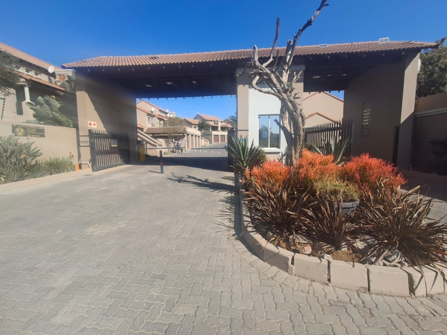 To Let 2 Bedroom Property for Rent in Pomona AH Gauteng