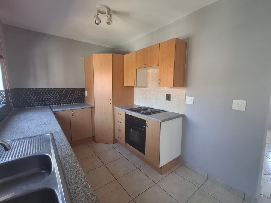 To Let 2 Bedroom Property for Rent in Pomona AH Gauteng