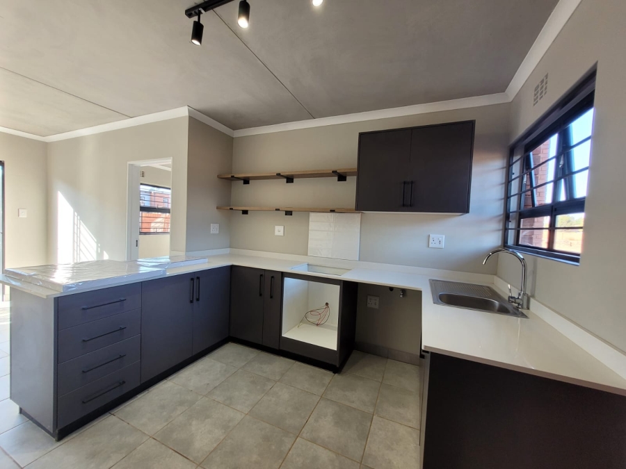 2 Bedroom Property for Sale in Sinoville Gauteng