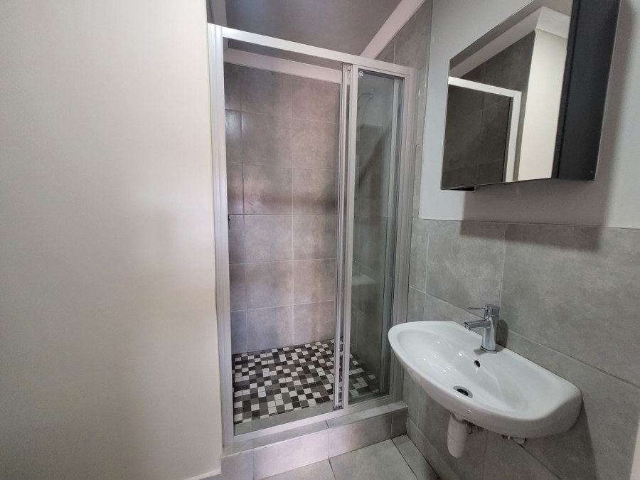 2 Bedroom Property for Sale in Sinoville Gauteng