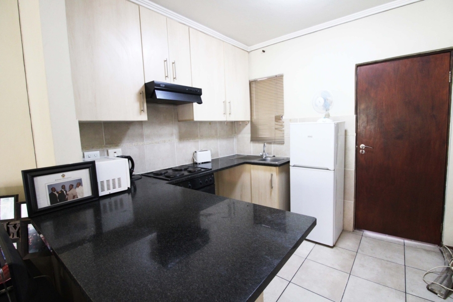 1 Bedroom Property for Sale in Morningside Gauteng
