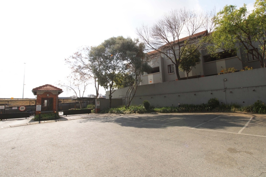 1 Bedroom Property for Sale in Morningside Gauteng