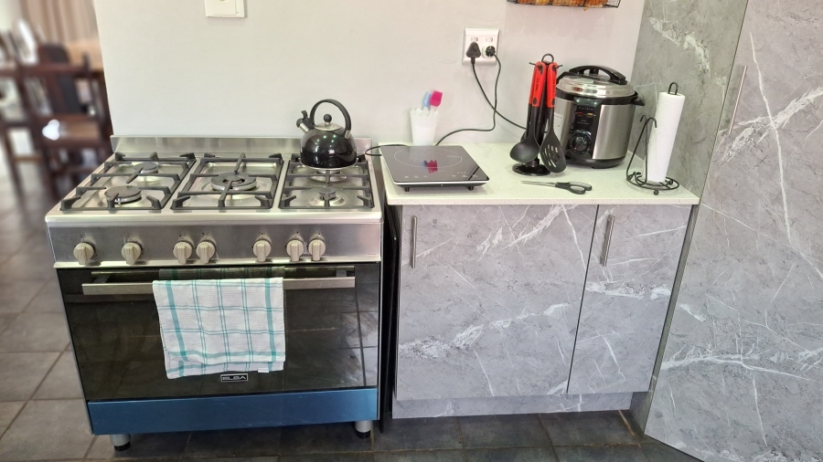 4 Bedroom Property for Sale in Mountain View Gauteng