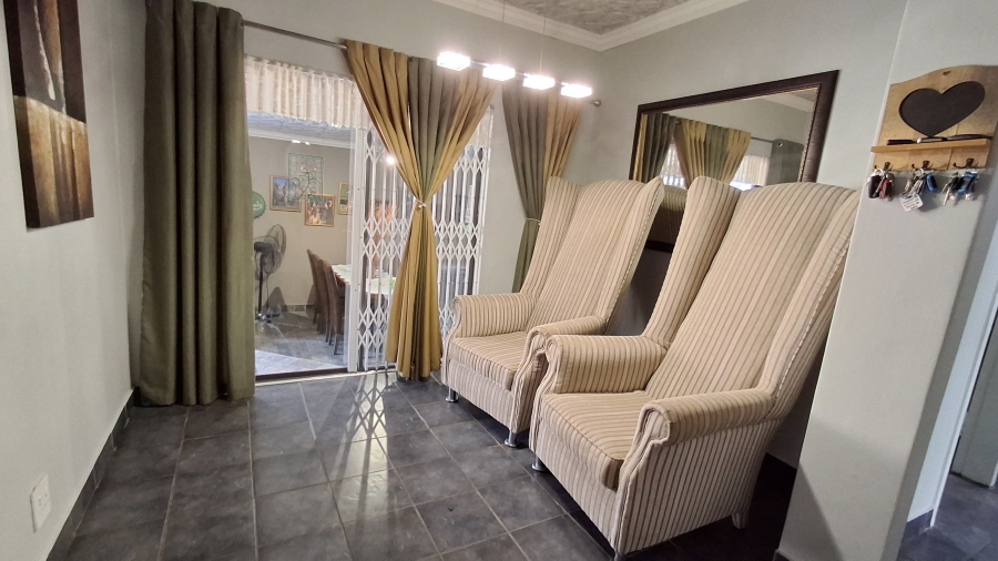 4 Bedroom Property for Sale in Mountain View Gauteng