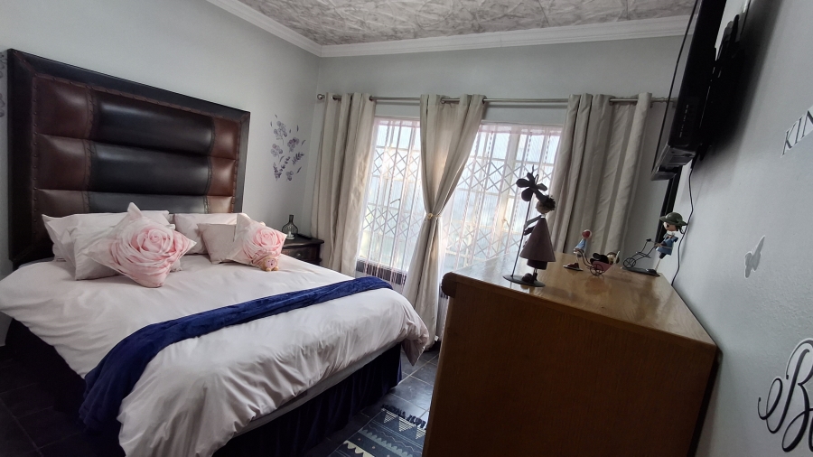 4 Bedroom Property for Sale in Mountain View Gauteng