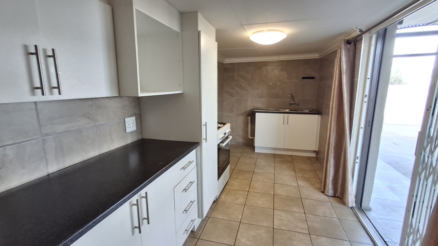 4 Bedroom Property for Sale in Mountain View Gauteng