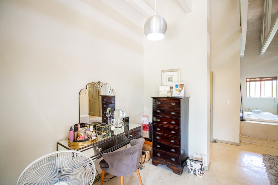 3 Bedroom Property for Sale in Broadacres Gauteng