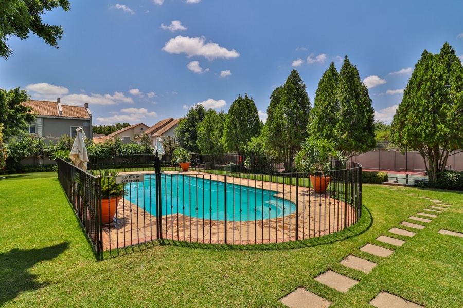 3 Bedroom Property for Sale in Broadacres Gauteng