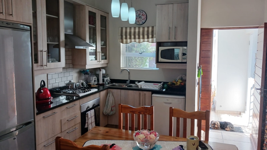 2 Bedroom Property for Sale in Broadacres Gauteng