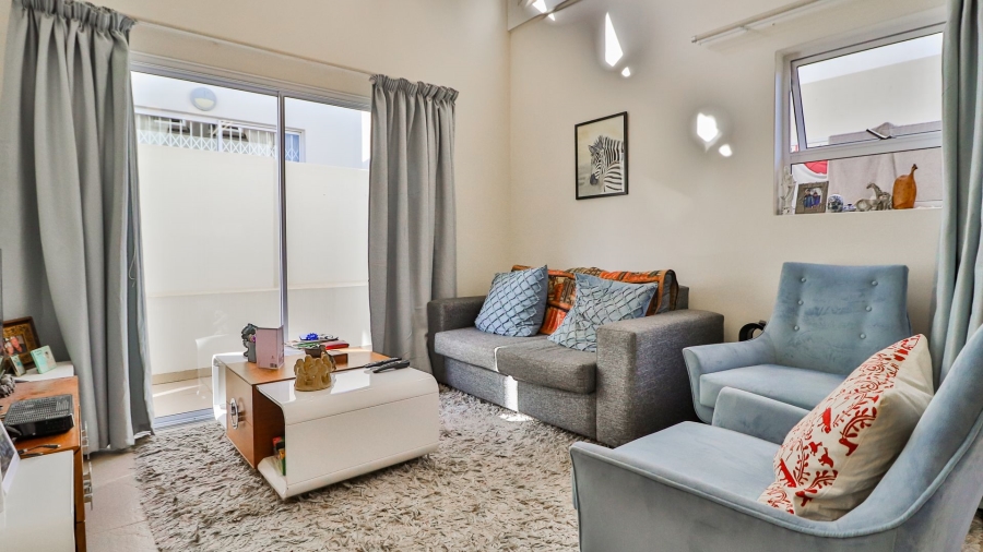 1 Bedroom Property for Sale in Broadacres Gauteng