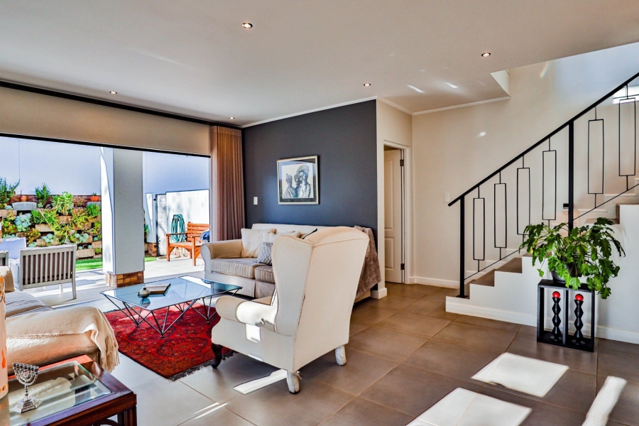 3 Bedroom Property for Sale in Bryanston Gauteng
