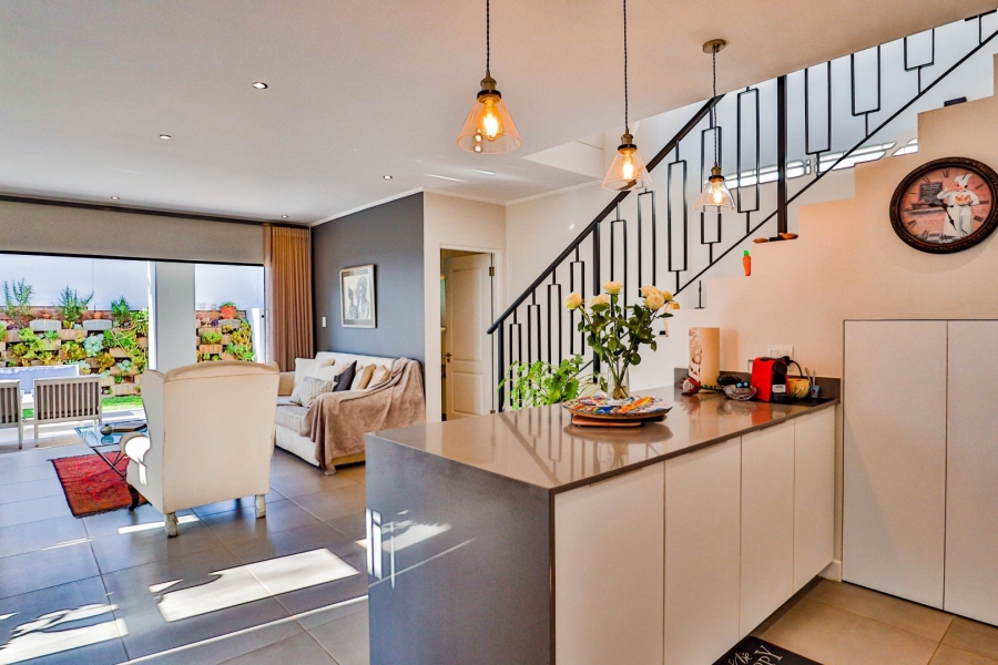 3 Bedroom Property for Sale in Bryanston Gauteng